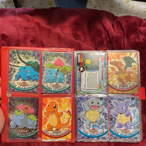 Pokémon cardholder book with Topps Collector cards (incomplete collection) - Picture 2 of 16
